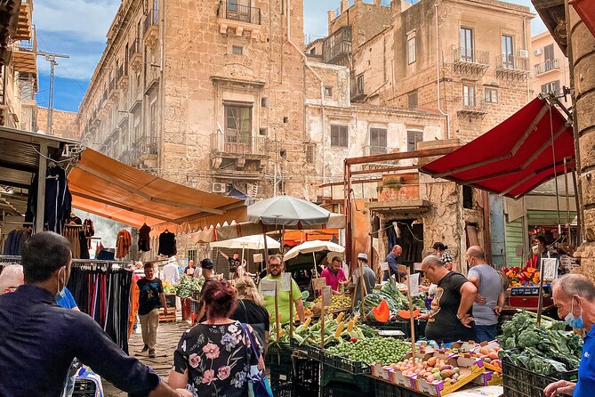 Palermo Private Street Food Tour: A Culinary Journey with a Chef - Vucciria finishes with sweets, wine, and one more market walk