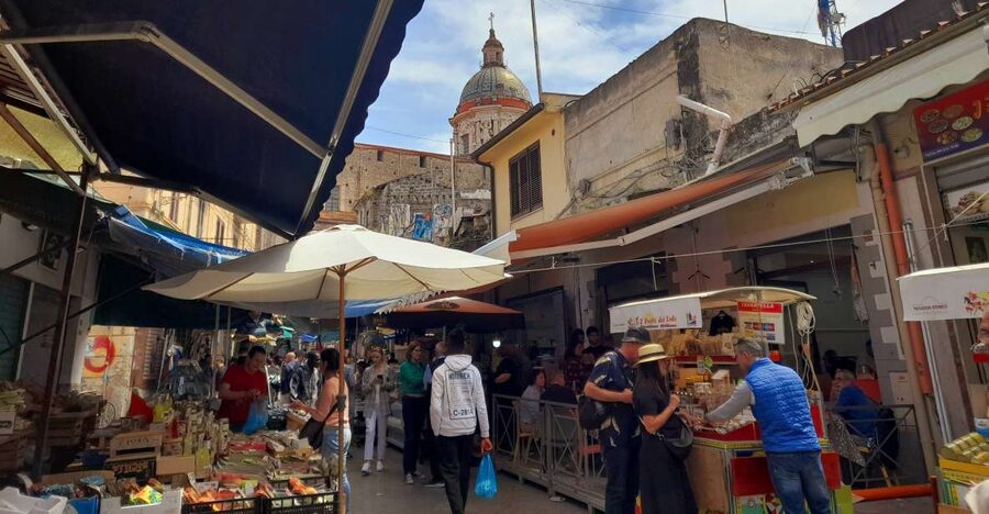 Palermo: Street Food Tour in Ballarò and Vucciria Markets - Key points at a glance