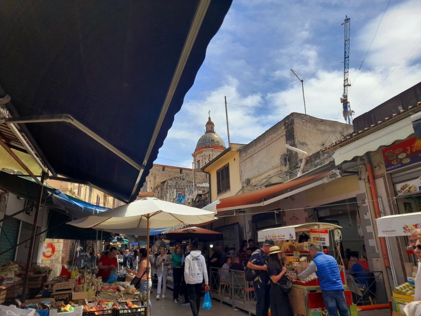 Palermo: Street Food Tour in Ballarò and Vucciria Markets - Vucciria: another side of Palermo’s old center
