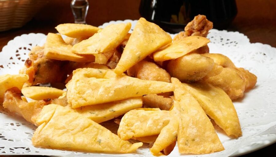 Palermo: Street Food Tour in Ballarò and Vucciria Markets - The Cathedral and Piazza Marina add useful sightseeing