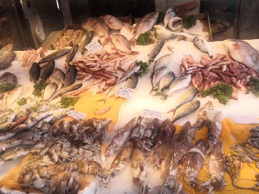 Palermo: Street Food Walking Tour at Sunset - Quattro Canti, Pretoria Fountain, and Palermo’s turning points