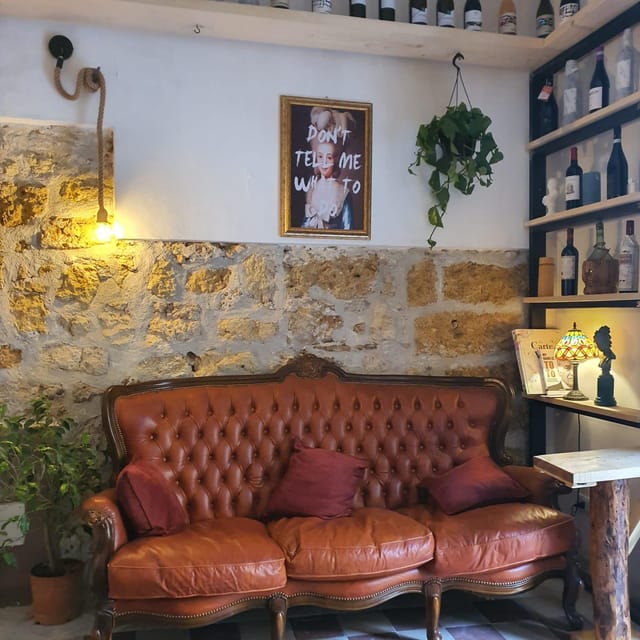 Palermo: Wine Tasting with Sicilian Tapas - A small wine bar near Ballarò Market