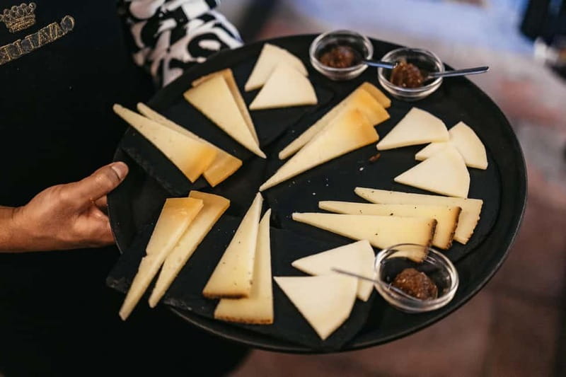 Palermo: Wine Tasting with Snacks at Bottega Monteleone - Key points to know