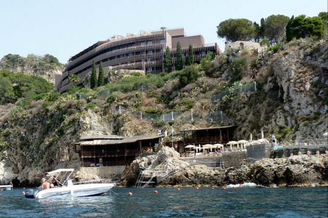 Private boat tour Giardini Naxos Taormina with platter and wine - Why Taormina is better from the water