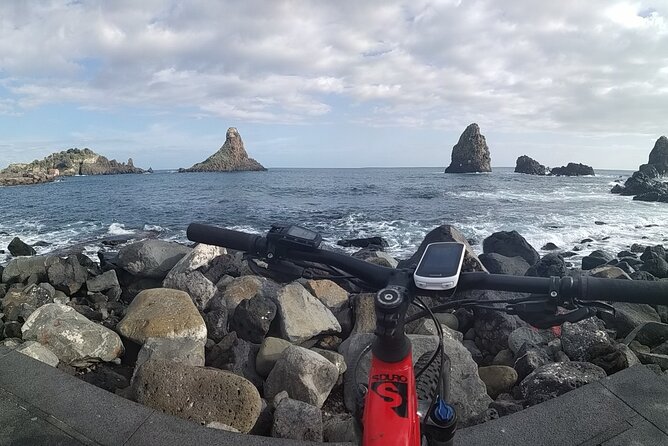 PRIVATE - Catania and Aci Trezza Bike trip - The confusing Etna and hotel wording