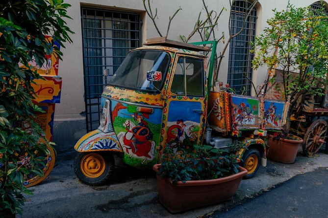 Private City Kickstart Tour: Palermo - Piazza Bellini and the Norman-era churches