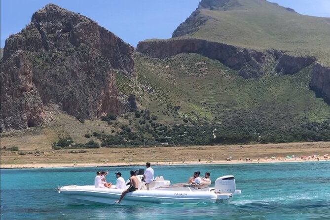 Private dinghy tour in San Vito lo Capo - Leaving San Vito lo Capo by sea