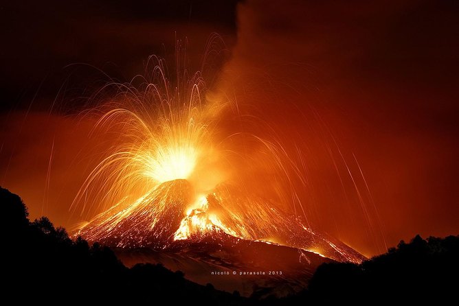 Private Etna & Taormina Tour, from Palermo area & Cefalù - Taormina in a three-hour window