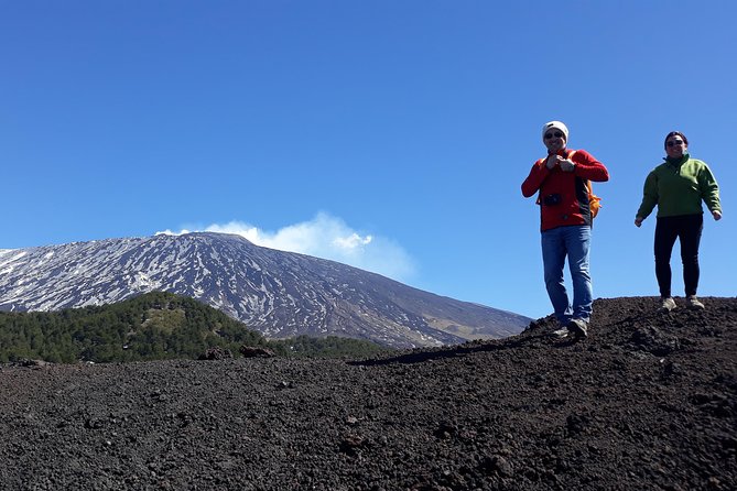 Private Etna tour and pistachio lunch in a pistachio farm - Walking across old and new lava flows