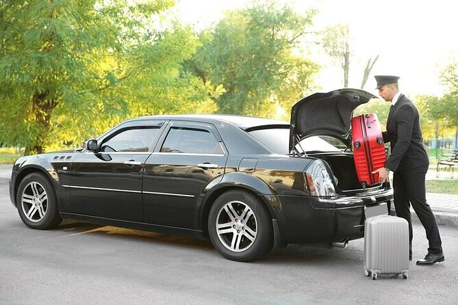 Private One-way Transfer From Catania Airport To Catania - Finding your driver at Catania Airport