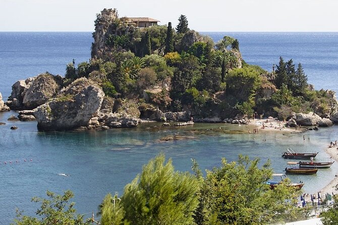 Private Taormina White Lotus luxury experience - Piazza IX Aprile and Taormina’s best views