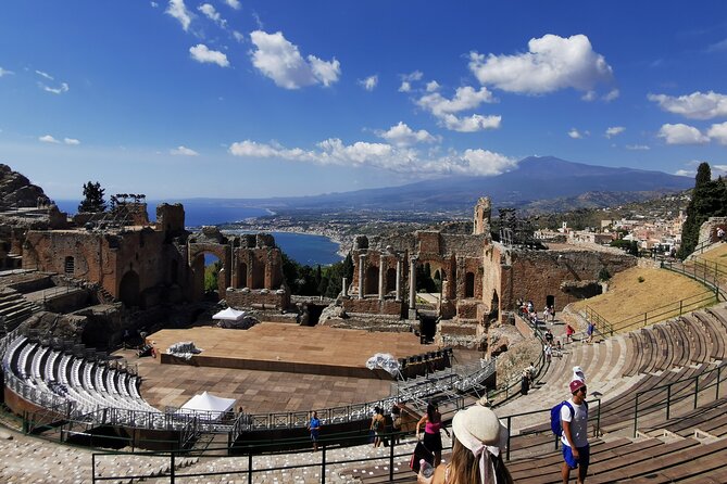 Private Taormina White Lotus luxury experience - Taormina Cathedral and the old center