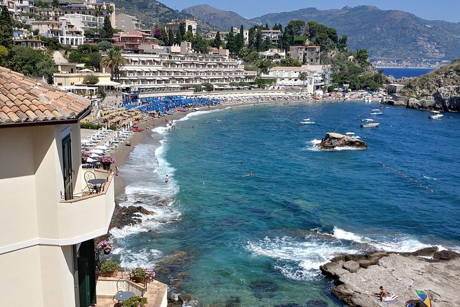 Private TAXI from CATANIA (wherever) to TAORMINA (or viceversa) - What happens at Catania Airport