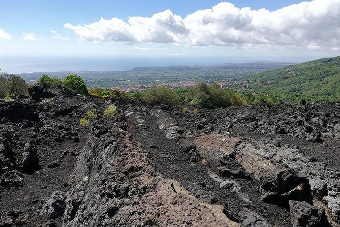 Private Tour Mt. Etna from Taormina - Walking through a lava tube