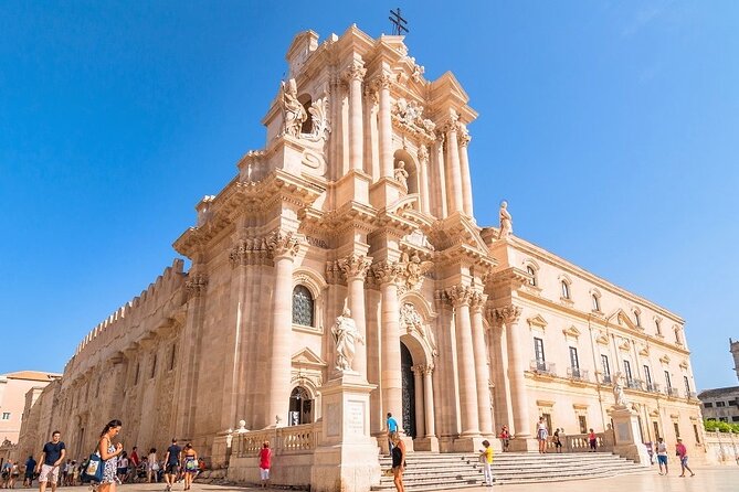 Private Transfer from Catania Airport to Siracusa or Taormina - Why a private transfer can be worth the price