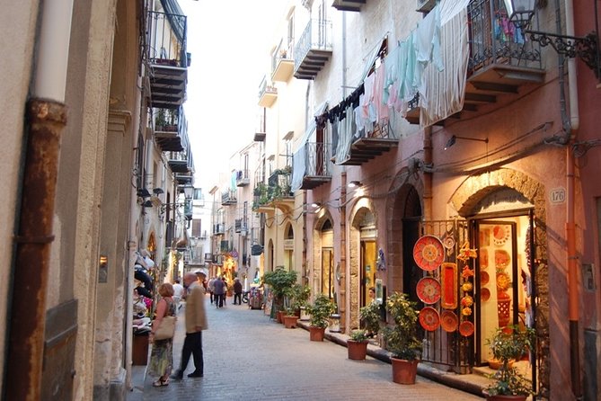Private Transfer from Palermo Airport to Your Hotel in Cefalu - Booking details that deserve your attention