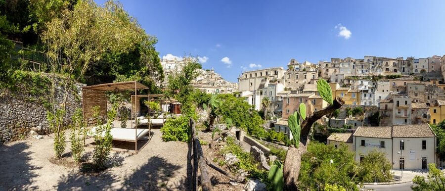 Radici: IImmerse yourself in the heady scents of our garden - Making Your Own Aromatic Seedling