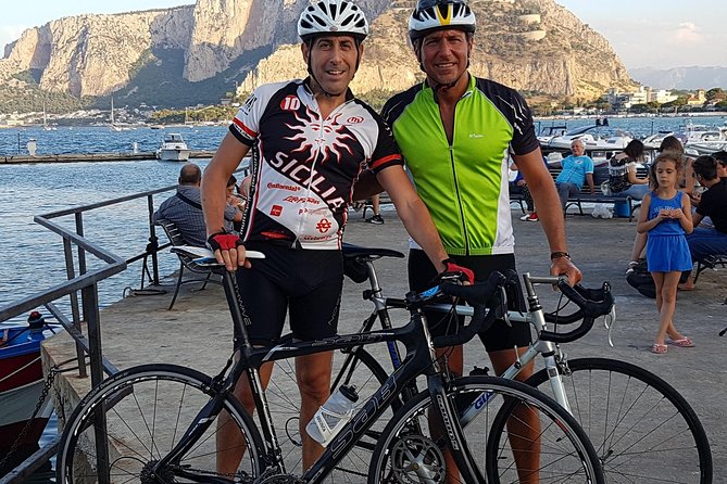 Rent a Carbon or Aluminum Road Bike in Sicily - Picking up your bike in central Palermo