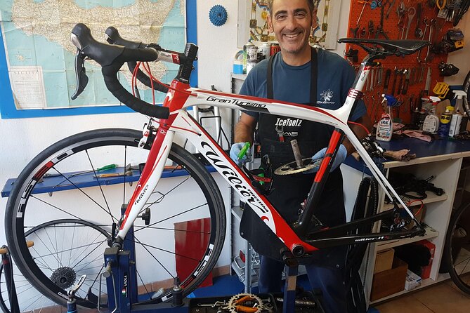 Rent a Carbon or Aluminum Road Bike in Sicily - Leaving Palermo and getting onto the open road