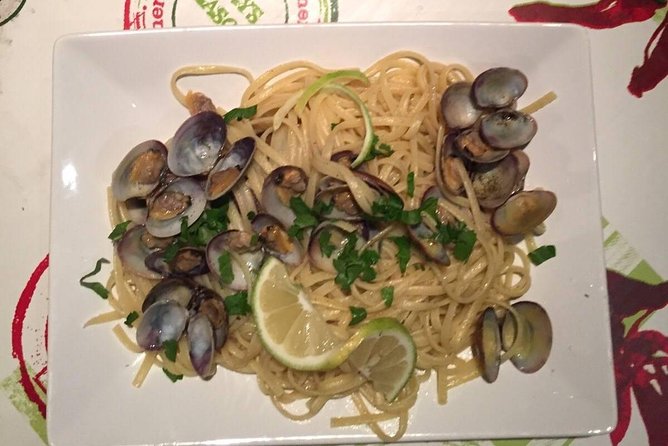 Romantic dinner on a boat - Catania - A rustic starter with flavors from Etna