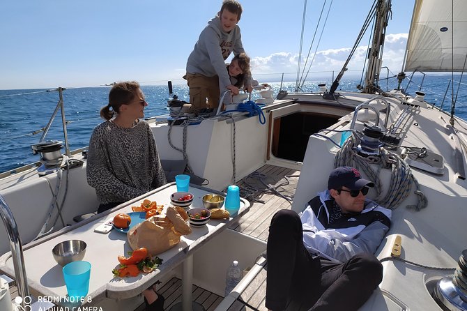Sailing tour at sunset in catania - Who should book this experience?