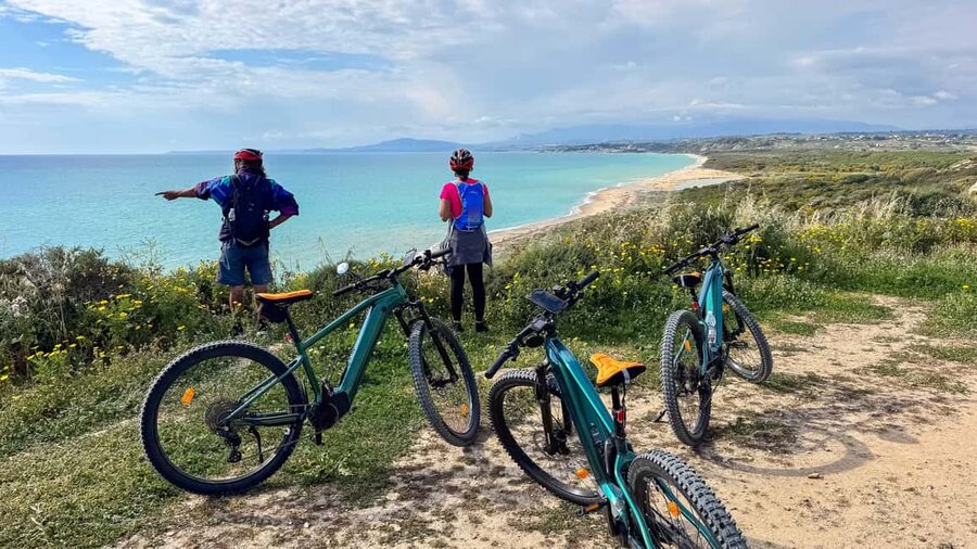 Scala Dei Turchi: E-BIKE TOUR Hidden Beaches, Sea, Relaxation [+SNORKELING ] - Why this e-bike route is different from a Scala dei Turchi photo stop