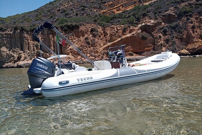 Scala dei Turchi in 3.5 hours, boat tour with stops for swimming - How the pace and crew affect the day