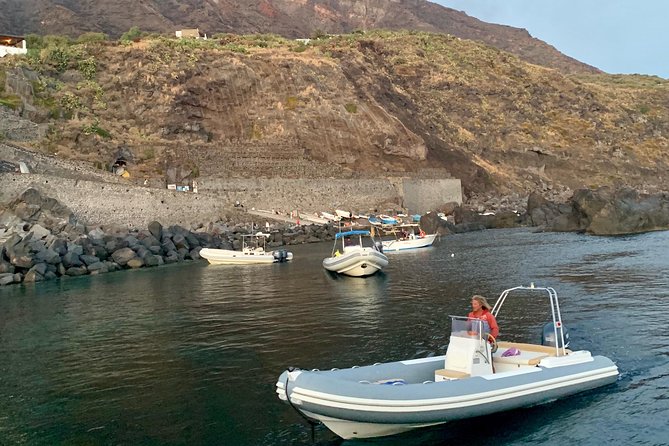 Sciara del Fuoco from the sea with an aperitivo to Ginostra, boat tour - Practical tips for a better evening