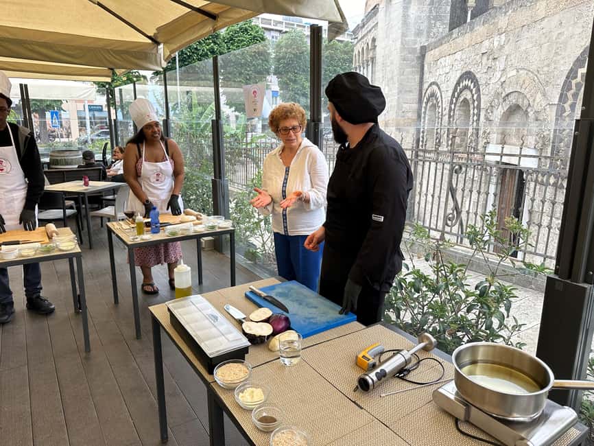 Scuola di Cucina tipica Siciliana con Pranzo Incluso - Ending with Sicily’s famous cannolo