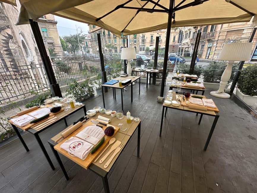 Scuola di Cucina tipica Siciliana con Pranzo Incluso - Starting at Ristorante Noa in central Messina