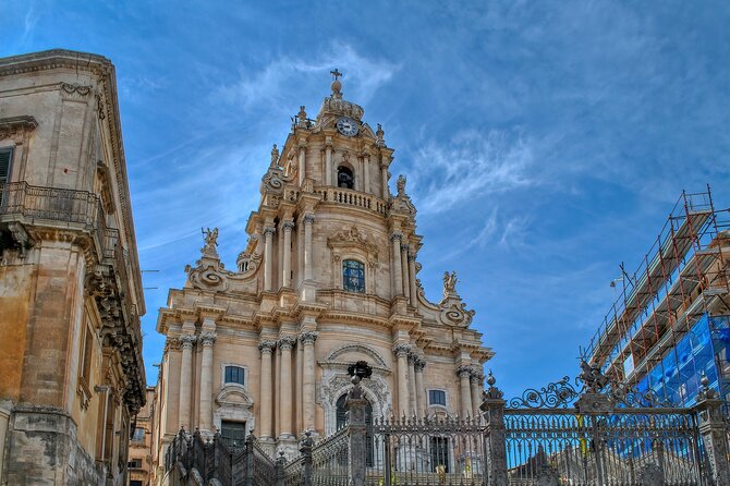 Shared Tour by Minivan or Car from Syracuse to Ragusa, Noto and Modica - Noto and its golden Baroque center