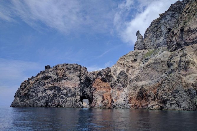 Short trip - private tour - Who should book this Lipari boat trip