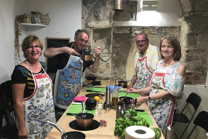 Sicilian Cooking Class : Homemade Pasta - Why the small group matters