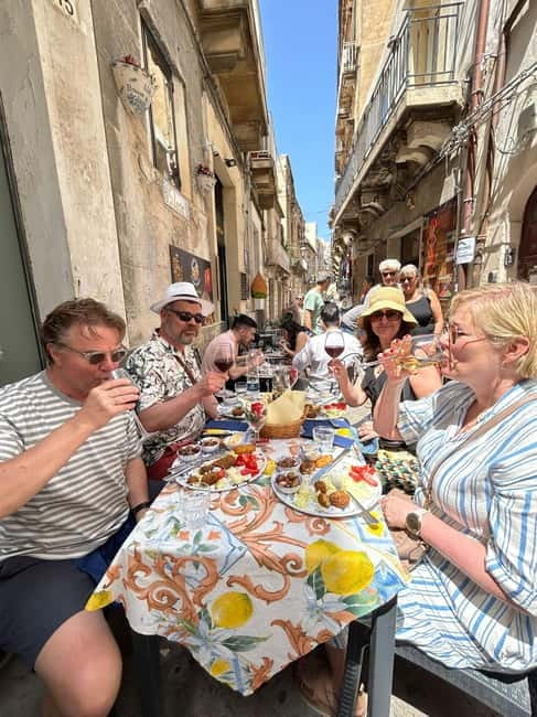 Sicilian food and wine tour in Siracusa - Cheese Tasting on the Island of Ortigia