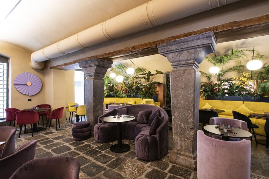 Sicilian wine tasting and hors d'oeuvres in an 18th century palace - Inside Palermo’s former palace stables