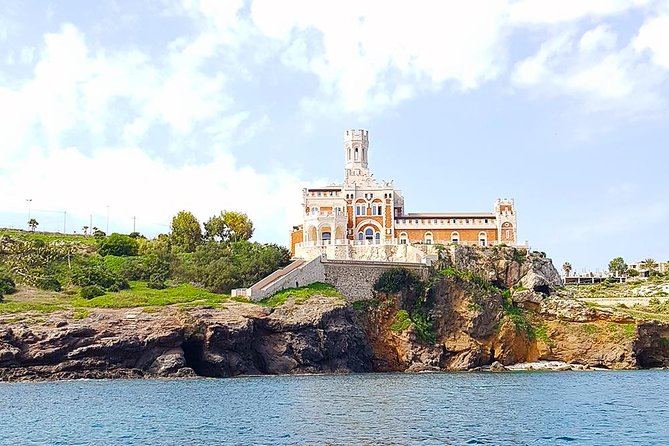 Sicily Boats Avola : Boat Tour in Capopassero 4 people 4 hours - The final swim at Cicirata beach