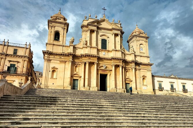 Siracusa & Noto: small group tour from Taormina - Timing, walking, and comfort