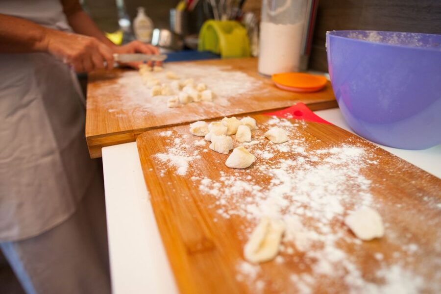 Siracusa: Pasta & Tiramisu Cooking Class at a Local's Home - Who Will Enjoy This Most