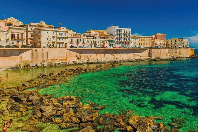 Siracusa Walking Tour with Audio and Written Guide by a Local - A flexible way to meet Syracuse