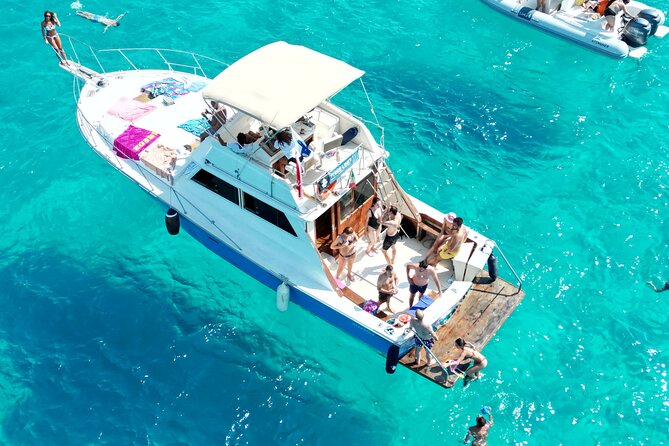 Small-Group Boat Tour in Favignana and Levanzo - Swimming and snorkeling in the Egadi Islands