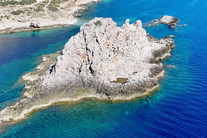 Small Group Dinghy Tour Favignana and Levanzo from Trapani - Lovers’ Cave adds a sense of discovery