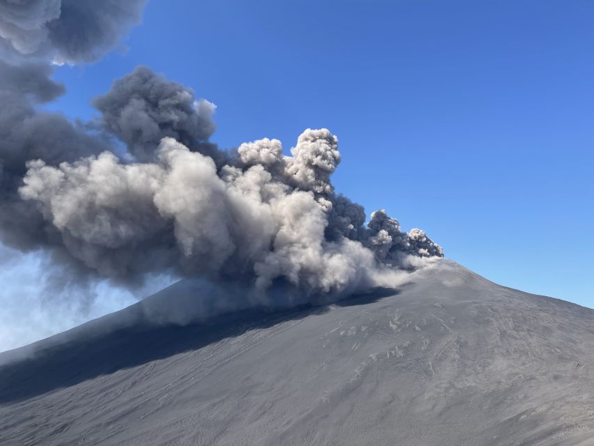 Special trekking on the most authentic and wild side of Etna - The first walk to 2,900 meters