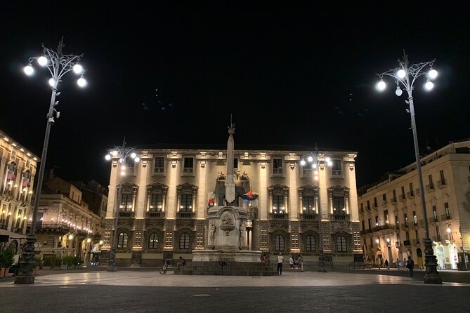 Street food tour of Catania by night - A slow walk along Via dei Crociferi