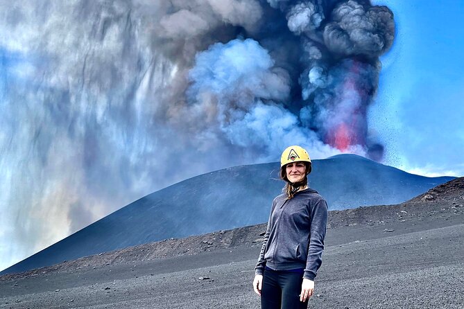 Summit Etna North 3380mt: 4x4 and trekking - The descent is easier on the lungs, harder on the legs