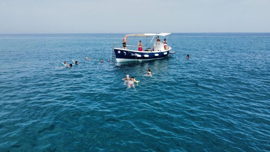 Sunset excursion by boat along the coast of Cefalù - Why Cefalù looks best from the water