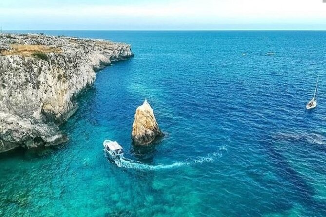 Syracuse Boat Excursion with Snorkeling to the Sea Caves - Seeing Ortigia from the water