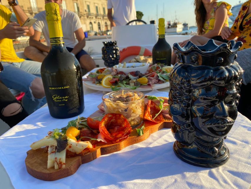 Syracuse: Boat tour with aperitif - Key points to know before booking
