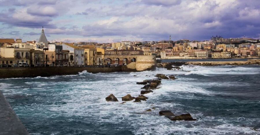 Syracuse: Highlights of Ortigia Guided Walking Tour - Why this short Ortigia walk works well