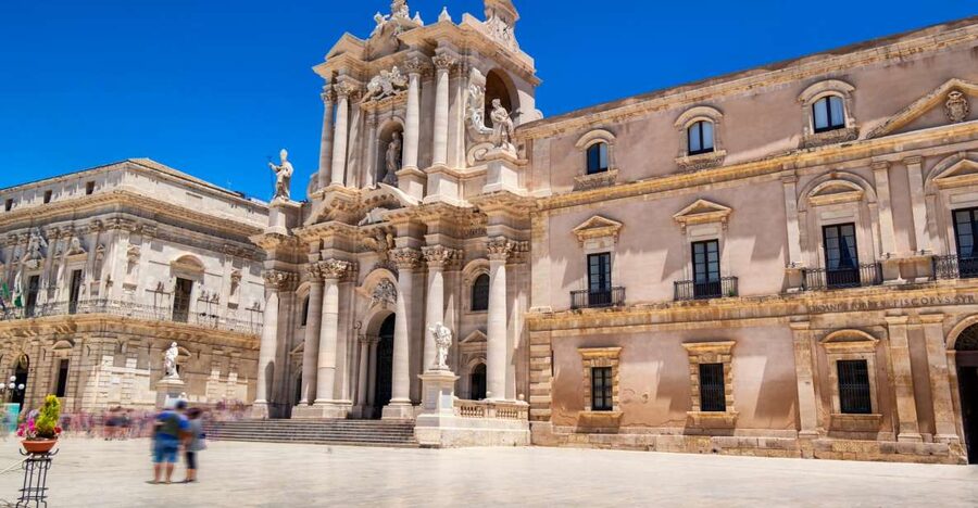 Syracuse Ortigia and Noto from Catania - Ortigia gives you the main walking break
