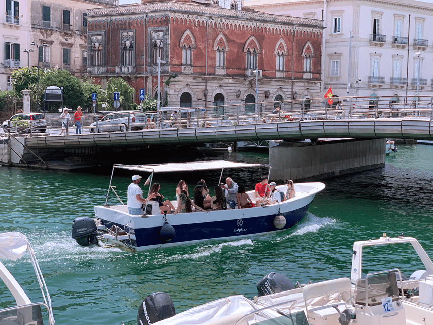 Syracuse: Ortigia and Sea Caves Excursion by Boat - Setting out from the blue flag at Ortigia